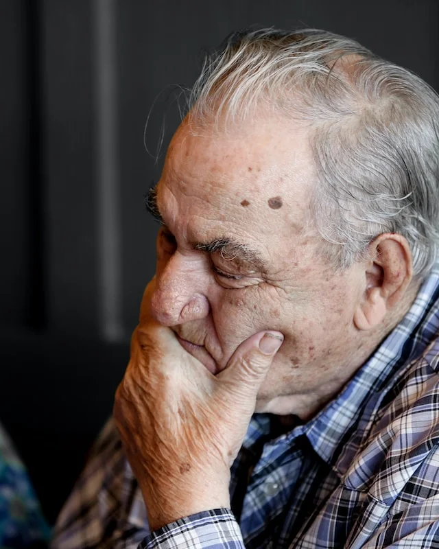 old man sad with dementia